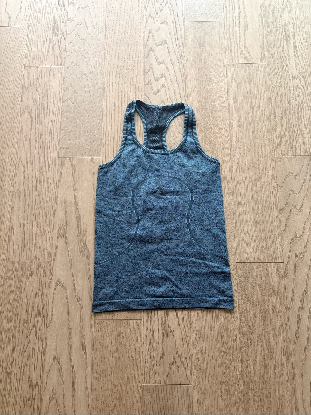 lululemon athletica blue racerback tank top